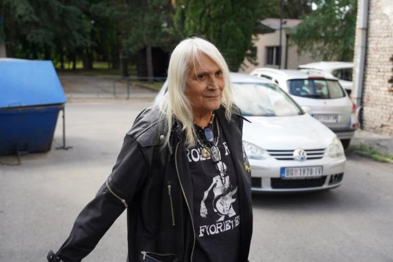 OTKRIVAMO! BORA ČORBA NAPISAO TESTAMENT! Evo šta je roker namenio deci, a ovako je pričao supruzi pre odlaska u bolnicu!