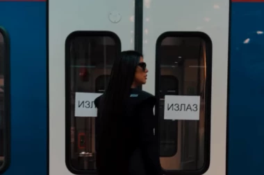 Seka VOZOM ZAPUCALA na nastup! Pevačica ne prestaje da iznenađuje: Žurila sam! (VIDEO)