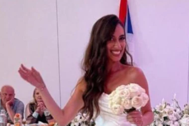 Marija Egelja slavi DRUGI DAN SVADBE: Euforija kod voditeljke ne prolazi, sve pršti od GLAMURA i emocija (FOTO)