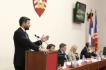 ŠAPIĆ PREDSTAVIO SVOJ TIM: Evo ko će biti u kabinetu gradonačelnika ako se usvoji predlog  predsednika Skupštine grada Beograda