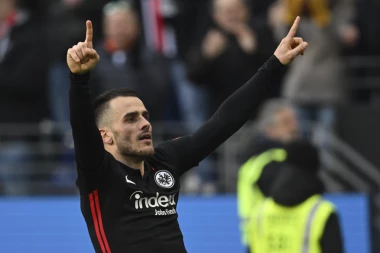 SRPSKA KOLONIJA U TORINU SVE JE BROJNIJA: Filip Kostić je novi fudbaler Juventusa!