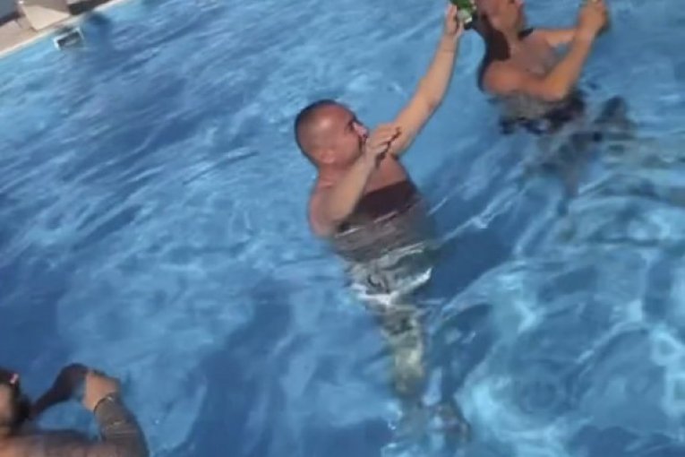 Đani se ne odvaja od piva