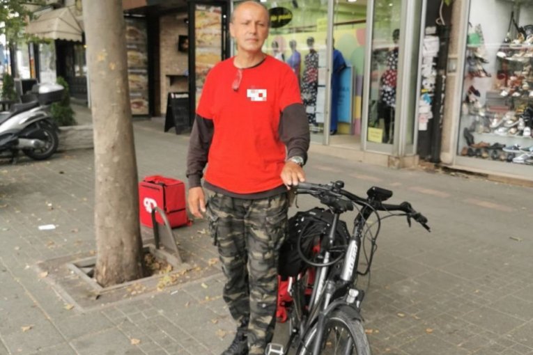 Karađorđe Subotić dostavljač hrane