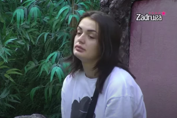 KOLABIRALA PRED VENČANJE! Viki Mitrović hitno smeštena u BOLNICU, otkazala gala proslavu u Hrvatskoj! (FOTO)