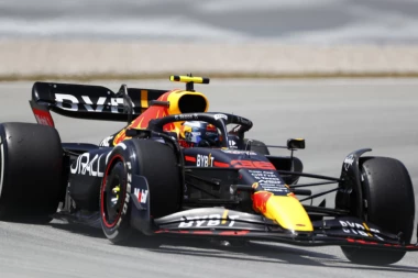 "Crnjo, to je gej": Zbog ovih reči suspendovan je vozač Red Bula! (VIDEO)