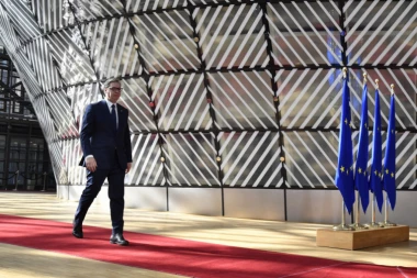 PROŠLA SU VREMENA DA SRBIJU NEKO MOŽE DA UCENJUJE: Vučićeva prva poruka ouči samita u Briselu!