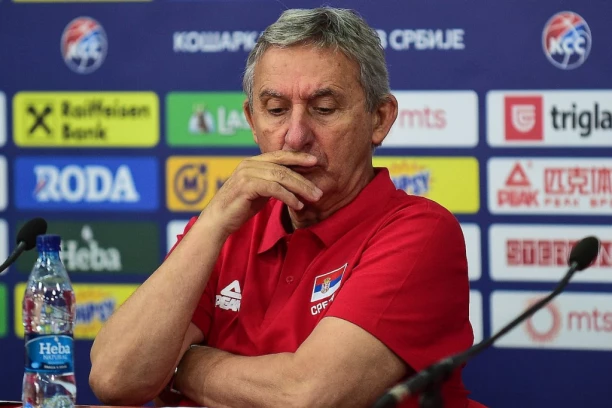 NAPADI BEZ ARGUMENATA: Srbija je ovo nestrpljivo očekivala - oglasio se i selektor Pešić, imao je šta da poruči!