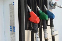 STIGLE NOVE CENE GORIVA: Evo koliko ćemo plaćati benzin i dizel od danas!