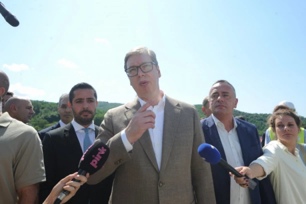 VUČIĆ O SRPSKIM REZERVAMA ZLATA: Napravili smo odličan potez, vidite šta su Rusima uradili