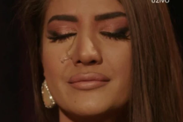 "SRCE MU JE JOŠ KUCALO KADA SMO GA IZVUKLI" Anđela Đuričič izgubila rođenog brata, a ovako je govorila o KOBNOJ noći - jednu stvar je slagala! (FOTO)