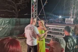 Đorđe David prešao preko obezbeđenja kako bi došao do Milice Pavlović! Roker pružio podršku koleginici! (VIDEO)