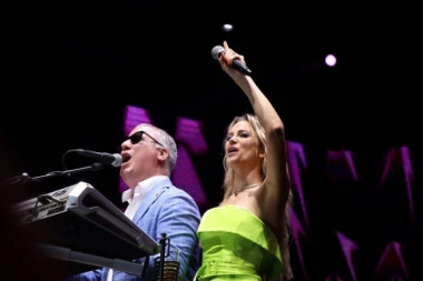 Počele Skale! Milica i Saša Matić doveli atmosferu do usijanja! (FOTO)