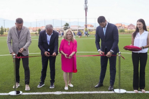 Srbija dobila još jedan sportski objekat: U Kruševcu svečano otvoren stadion "Sportski centar Jedinstvo 1936"! (FOTO)