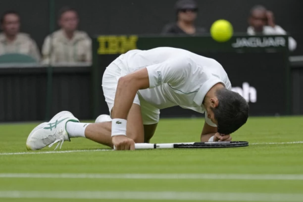 ĐOKOVIĆ NE IGRA U LONDONU! Novak OSTAO bez nove titule na travi!