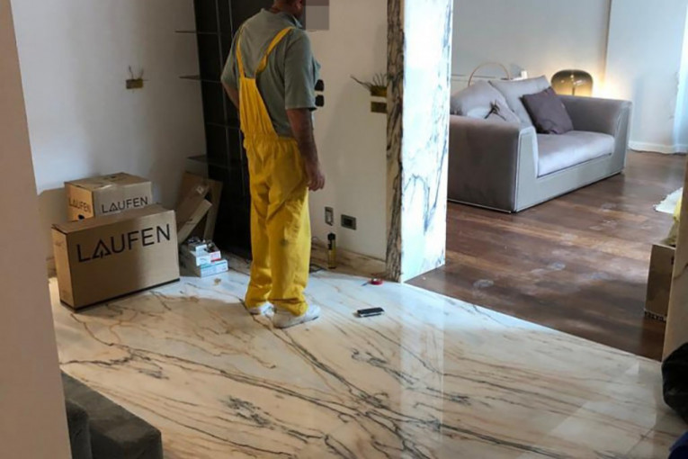 Samo najskuplje, italijanski mermer krasi kuhinju i gotovo sve podove