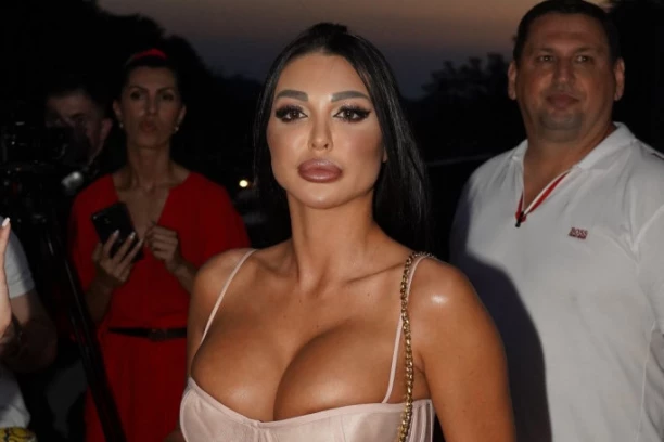 BIVŠEM ZADRUGARU RASTURILA BRAK, A POSLEDNJOM AFEROM ŠOKIRALA JAVNOST! Sve ljubavi Maje Marinković - na vezu sa njim SVI SU ZABORAVILI!