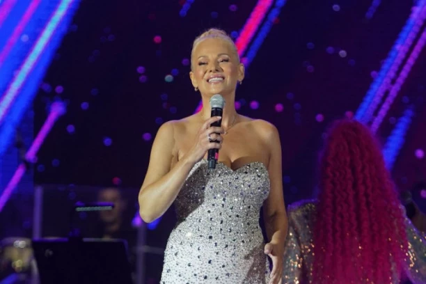 Ilda Šaulić NE KORISTI PUDER! Evo koja je tajna njene lepote (VIDEO)