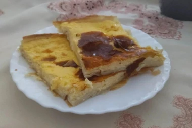 Domaći recept za SERAVNIK: Predivna pita sa jajima koja vas tera da uzmete parče više!