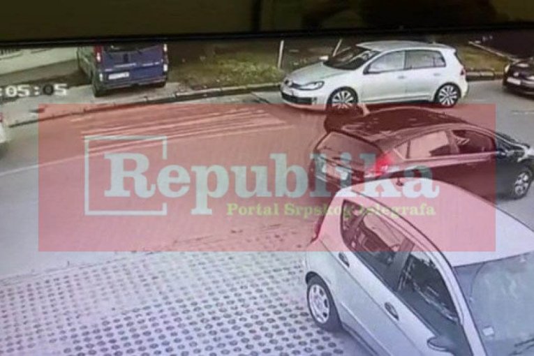Napadači pucaju na Vukovića, koji izlazi iz "golfa" i beži