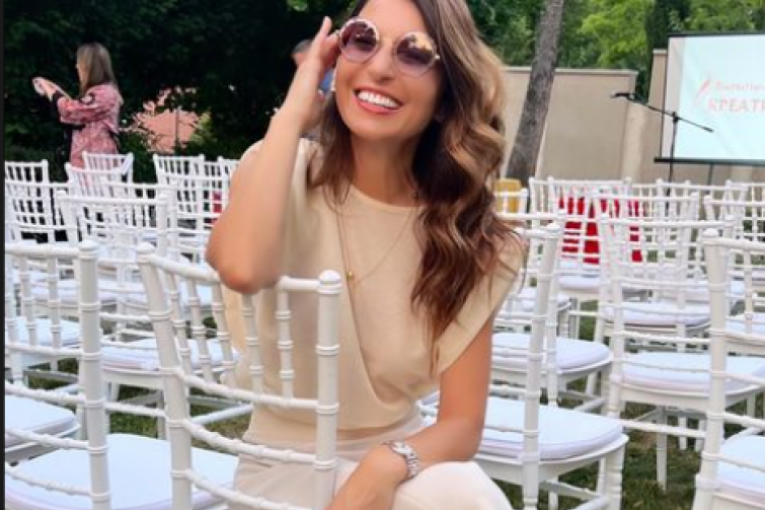 Sanja Marinković u suzama
