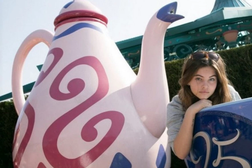 TRAGIČNA PRIČA NAJLEPŠE DEVOJČICE NA PLANETI! Postala je poznata preko noći, a onda je njena majka uradila nešto, ne sanjajući šta joj čini