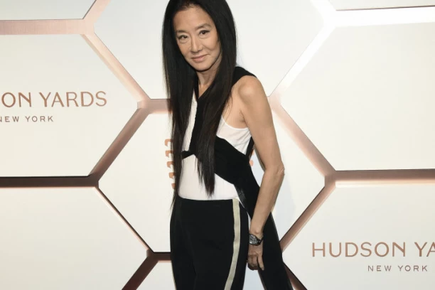 BALSAMOVALA SE? Pogledajte čuvenu Veru Vang, na proslavi njenog 73. rođendana, ljudi u šoku, kako je moguće da ovako izgleda, šta je uradila?