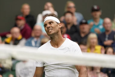 Potpuno pobesneo: Nadalov otac od Rafe tražio da preda meč Tejloru Fricu?! (VIDEO)