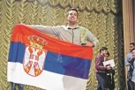 Bio je među najmlađima takmičarima, ali se Miloš sa Olimpijade iz mikroelektrotehnike u Jermeniji VRATIO OKIĆEN ZLATOM!