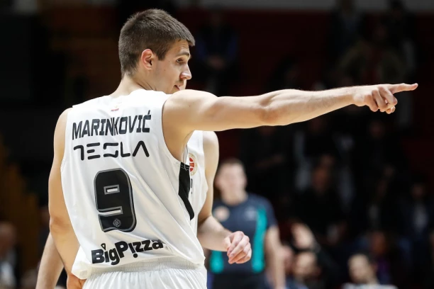 SVE SU MU DALI, A ON OVAKO VRAĆA: Vanja Marinković PONIZIO Partizan! (VIDEO)