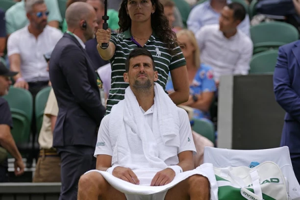 HE ACCUSED NOVAK OF FILMING FOR MONEY! A low blow by an American: He takes bribes and cheats people?!