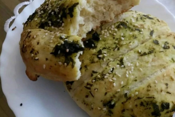 Preukusna FOKAČA: Napravite hleb od koga ide voda na usta!