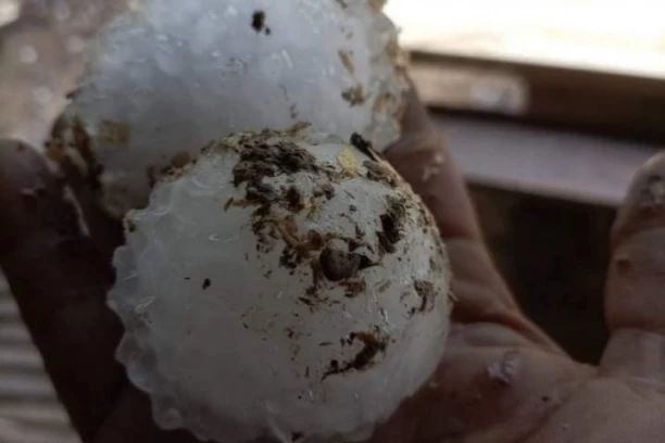 KAMEN NA KAMENU NIJE OSTAO! Ovakvo nešto narod NE PAMTI, pogledajte kakvu je štetu nevreme napravilo (FOTO/VIDEO)