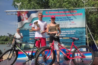 Dobanovci slave: Divna Šimšić prvakinja Srbije!