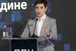 "Neću prihvatiti da LGBT zajednica prkosi tradiciji"! Ana Brnabić se zahvalila organizatorima Evroprajda na solidarnosti!