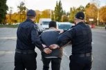 UHAPŠEN MLADIĆ (26) SA INTERPOLOVE POTERNICE: Počinio 37 krivičnih dela, pa se dao u beg!