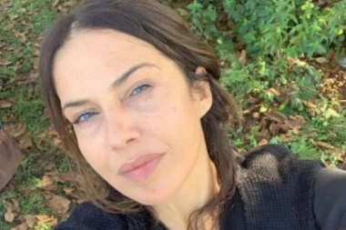 KOLEGE I PRIJATELJI ZABRINUTI ZA POZNATU GLUMICU: Nataši Ninković u petak pozlilo na probi, a evo da li će moći da se VRATI NA SCENU?!