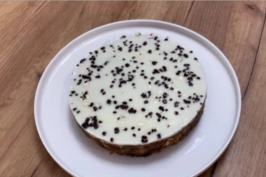 ČOKO-KAFA DESERT: Recept za penušavi slatkiš koji se topi u ustima!