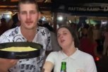 Hit snimak Nikole Jokića: Nakon popijene čašice više usledio je pravi šou! (VIDEO)