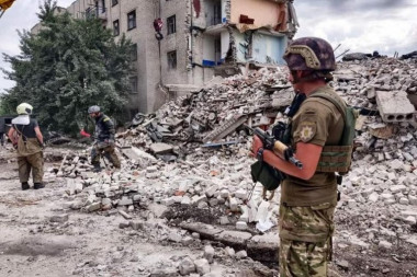 UKRAJINSKE TRUPE GRANATIRALE DONJECK! Napad izveli tri puta, ispalili DESET projektila