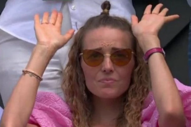 NOLE ne ide u SAD, ali zato Jelena POKAZUJE KOLIKO JE JAKA (VIDEO)