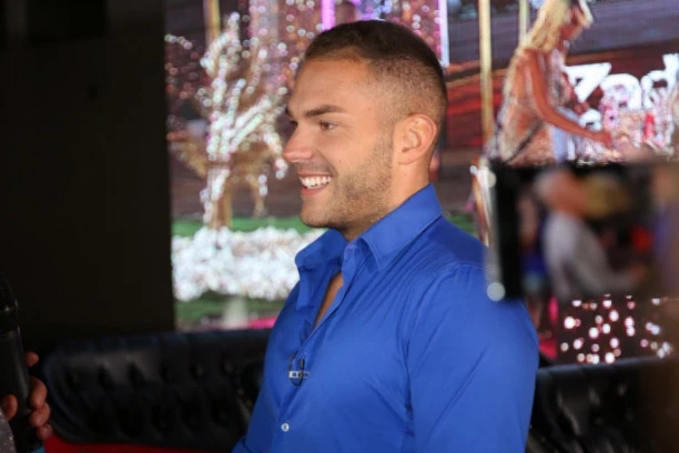 SVE DEVOJKE ANĐELA RANKOVIĆA: Svi ga pamte po Džehvi, a šetao je mnoge CICE - jedna je u rijalitiju ostala TRUDNA!