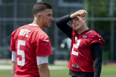 Kad ljubav nestane: Bivša devojka igrača američkog fudbala Zaka Vilsona u javnost iznela sav prljav veš!