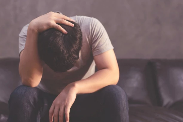 LUKA NE TRAŽI PARE VEĆ HRANU! Mladić (18) izbačen iz kuće i treba mu pomoć do prve plate!