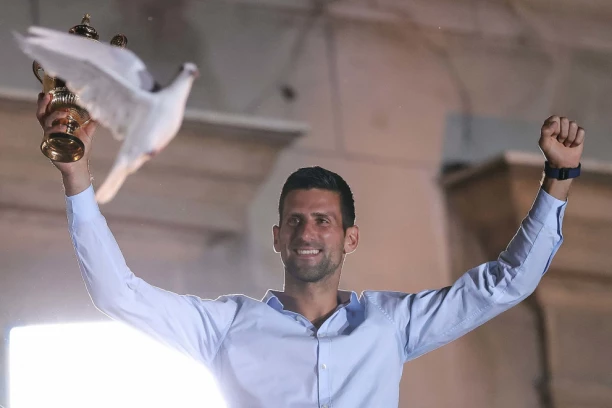 NOVAK SLAVI! Đoković u DELIRIJUMU u danu kada Srbija dočekuje Novu godinu!