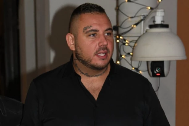 OŠTRA KAZNA VELIKOG ŠEFA: Nakon što je udario Ivana Marinovića, Filip Car žestoko udaren po džepu!