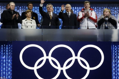 ZLOSTAVLJAO MALOLETNIKE: Čuveni olimpijski šampion pušten iz zatvora!