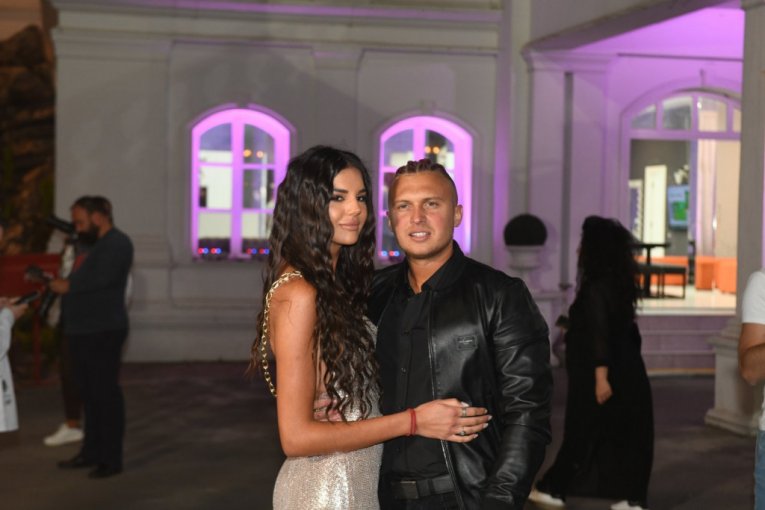 Jovana Ljubisavljević i Stefan Karić raskid