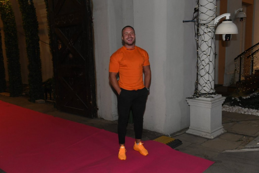 VENČAO SE NIKOLA OROZOVIĆ: Na svadbi VERIO izabranicu, sve ŠOKIRAO!
