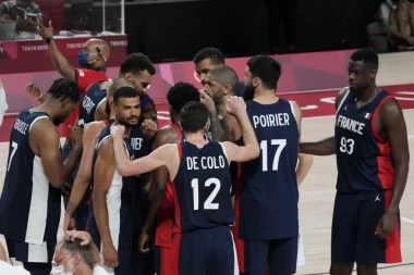 "TRIKOLORI" NAPADAJU ZLATO: Ogromno pojačanje za Francuze na Mundobasketu!