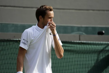 DANIL DOŽIVEO DEBAKL: Medvedev ispao u Hertogenbošu!